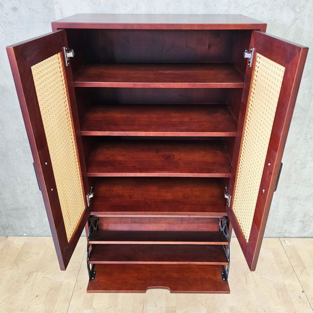 Tủ giày dép cửa lưới mây 70x35x130cm gỗ cao su KG68127