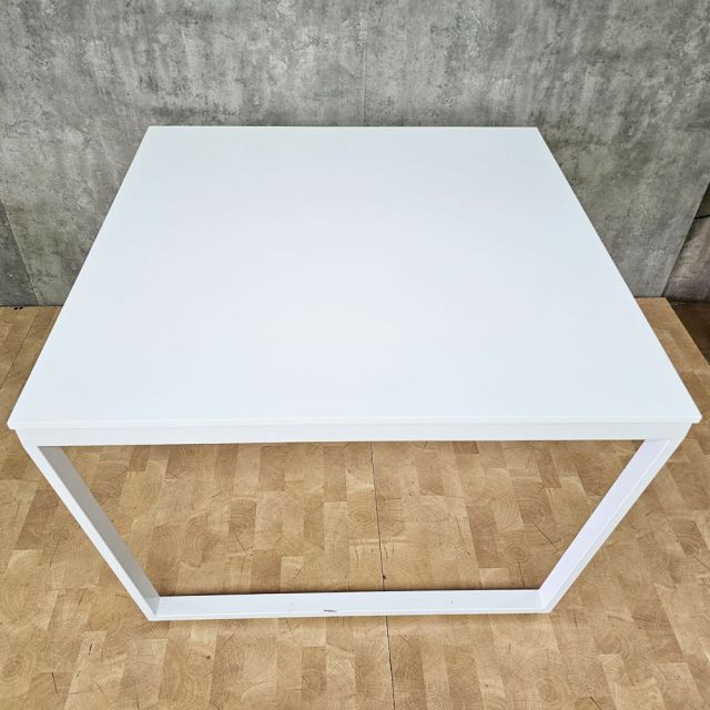 HBTC013 - Bàn cụm 2 120x120 Trapeze Concept lắp ráp