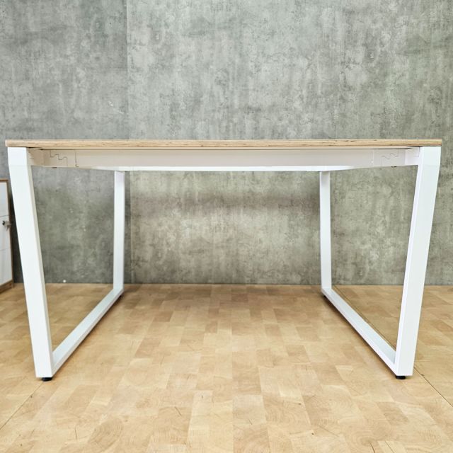 Bàn cụm 2 người 120x120cm gỗ plywood màu HBTC054