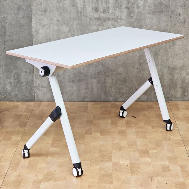 Bàn đào tạo gấp gọn 120x60cm gỗ cao su SPD68263