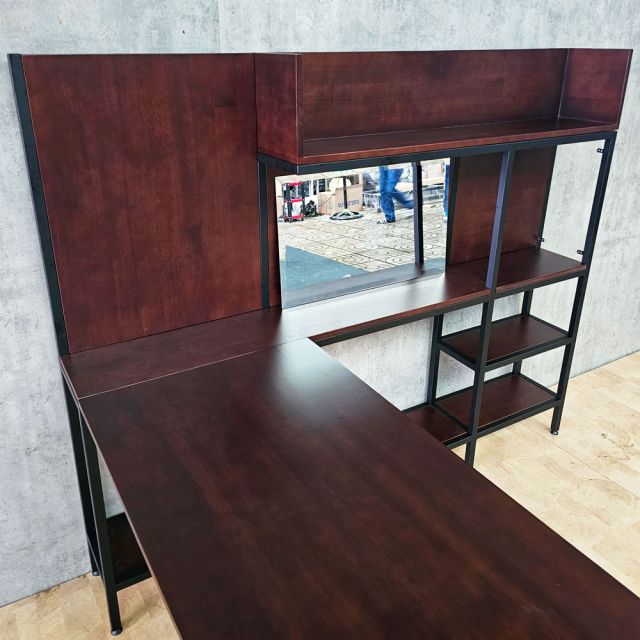 Bàn góc L liền kệ 185x180x145cm gỗ cao su FD68093