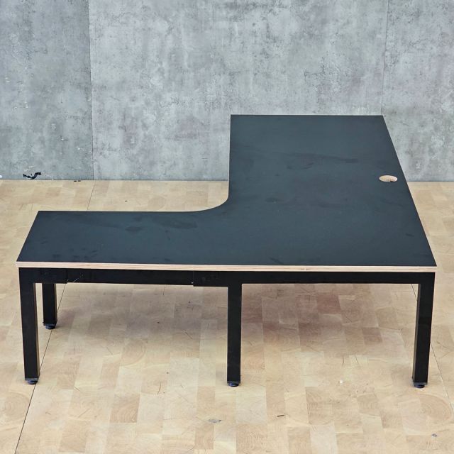 Bàn góc L ngồi bệt 140x120cm gỗ plywood màu IDE003