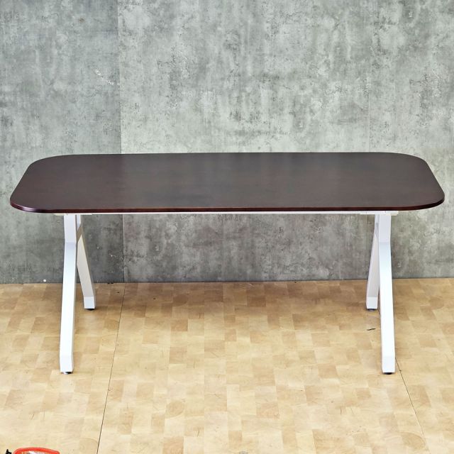 Bàn họp 180x90cm gỗ cao su chân sắt BH68017
