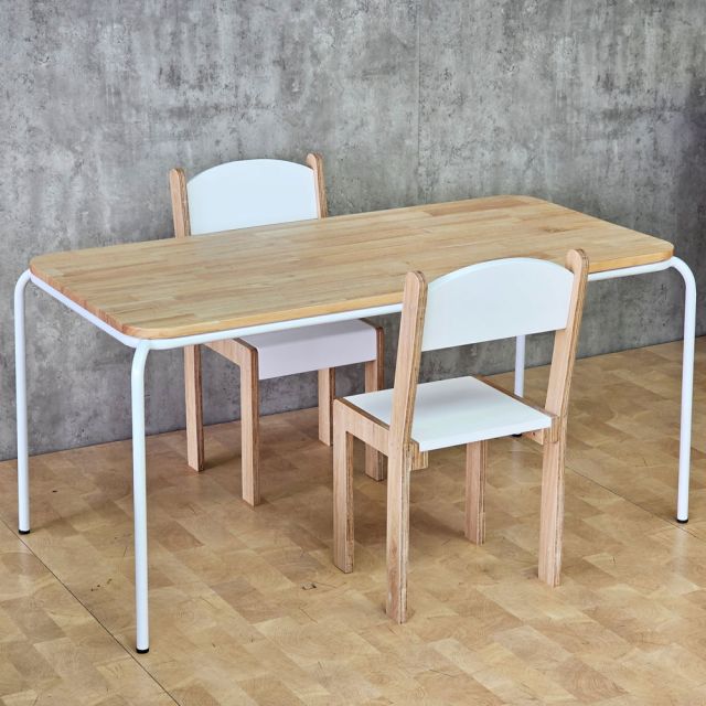 Bộ bàn trẻ em và 2 ghế POKA KGD058