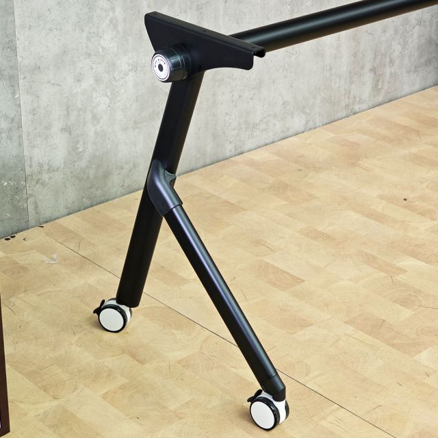 Chân bàn đào tạo di động 160cm sơn tĩnh điện ERT-003