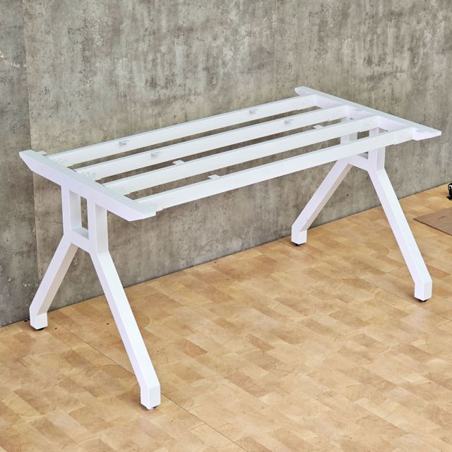 Chân bàn họp 180x90cm sơn tĩnh điện CSBH002