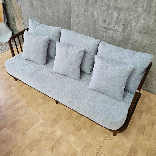 Ghế sofa băng Fly II 180x70x85cm khung gỗ Ash nệm vải SFB68121
