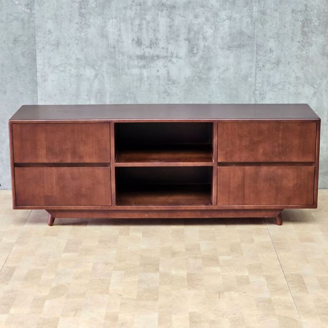 Tủ TV phòng khách 150x40x55cm gỗ cao su KTV68137