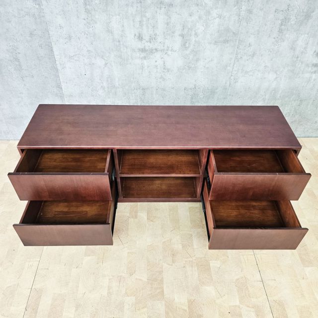 Tủ TV phòng khách 150x40x55cm gỗ cao su KTV68137