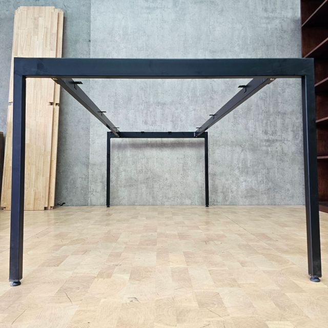 Chân sắt lắp ráp bàn 200x100cm hệ Slean HCSL023