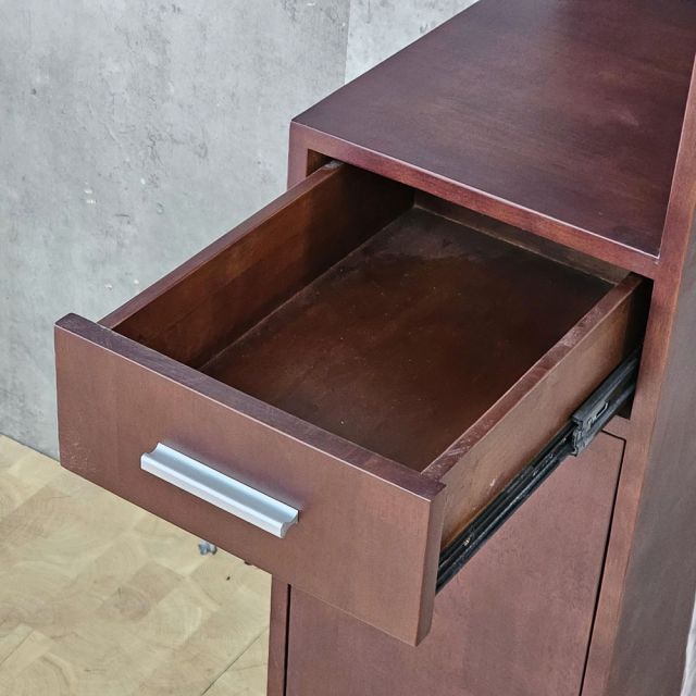 Tủ kệ góc tường 32x45x200cm gỗ cao su chân sắt KGT68061