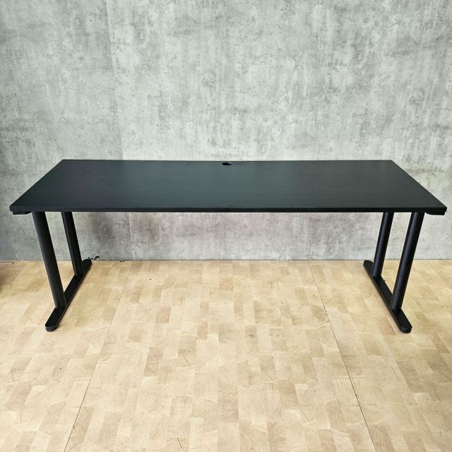 Bàn làm việc 200x70cm gỗ tràm chân sắt hệ TIO HBTO026