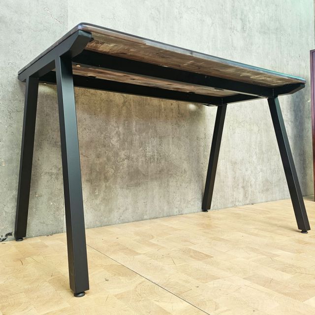 Bàn làm việc 120x70cm gỗ tràm hệ PLY HBPL043