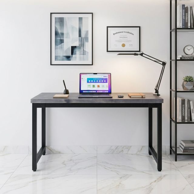 Bàn làm việc 140x60cm gỗ thông hệ URA HBUR013