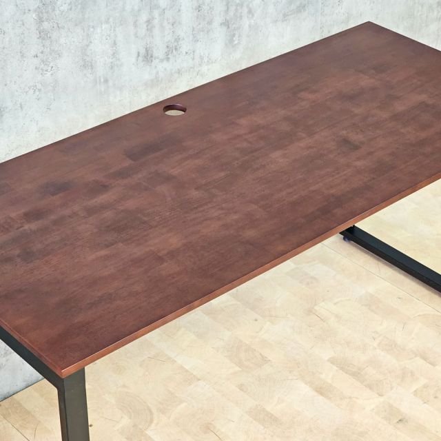 Bàn làm việc gỗ cao su chân sắt lắp ráp hệ Rectang HBRT037