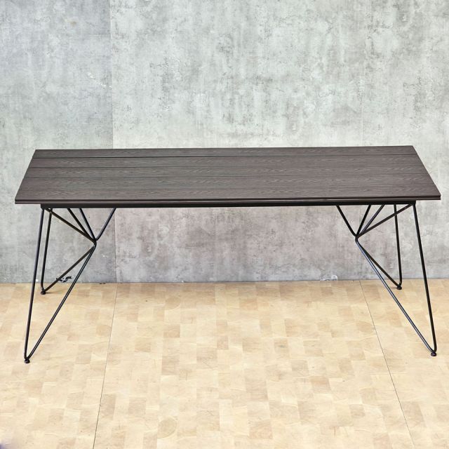 Bàn ăn ngoài trời 180x80cm gỗ nhựa BNT007