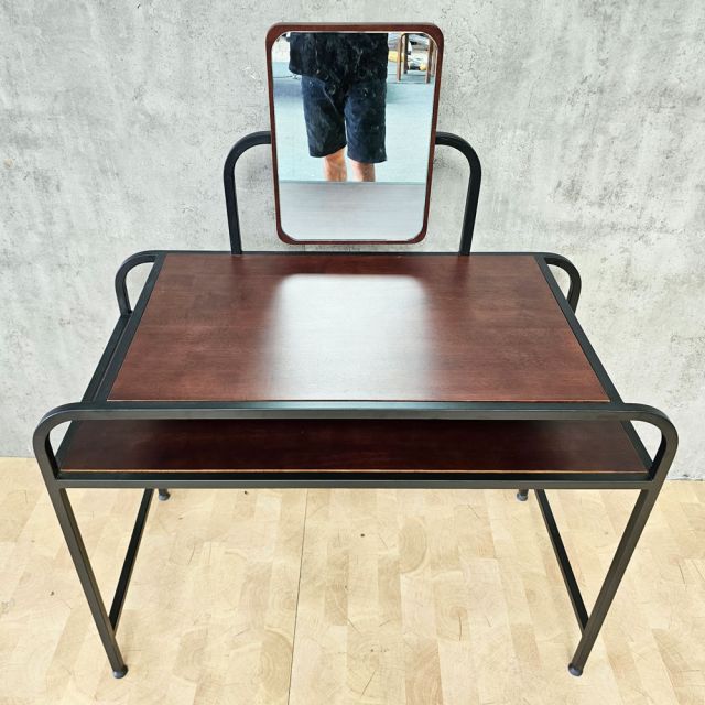 Bàn trang điểm mini kèm gương gỗ tự nhiên khung sắt BTD68060