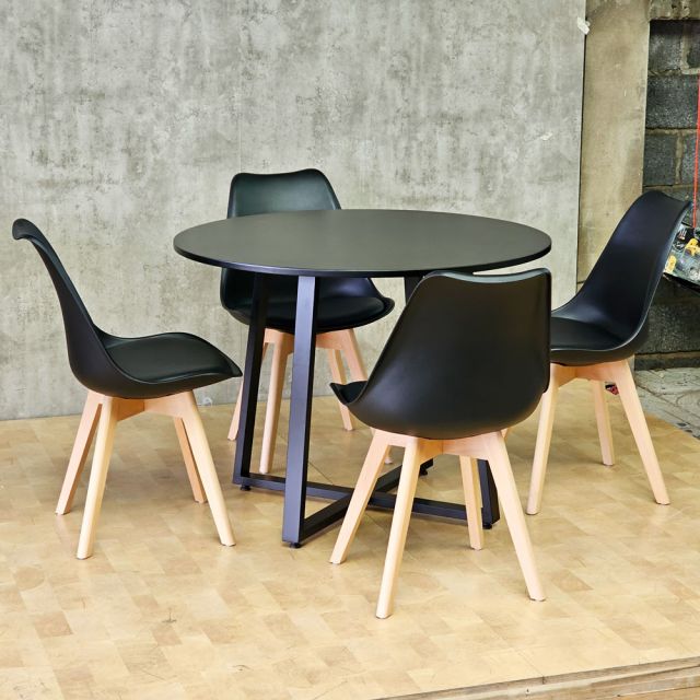 Combo bàn tròn 1m và 4 ghế eames có nệm BBA240