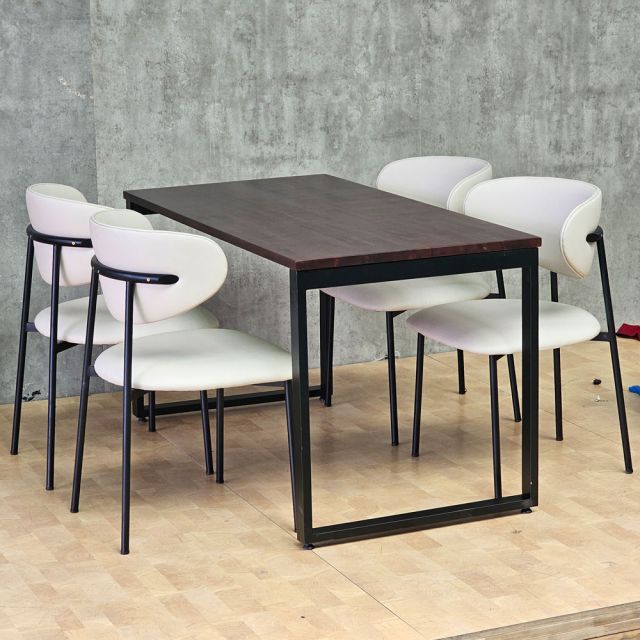 Combo bàn ăn chữ nhật 140x70cm và 4 ghế Orleando BBA241