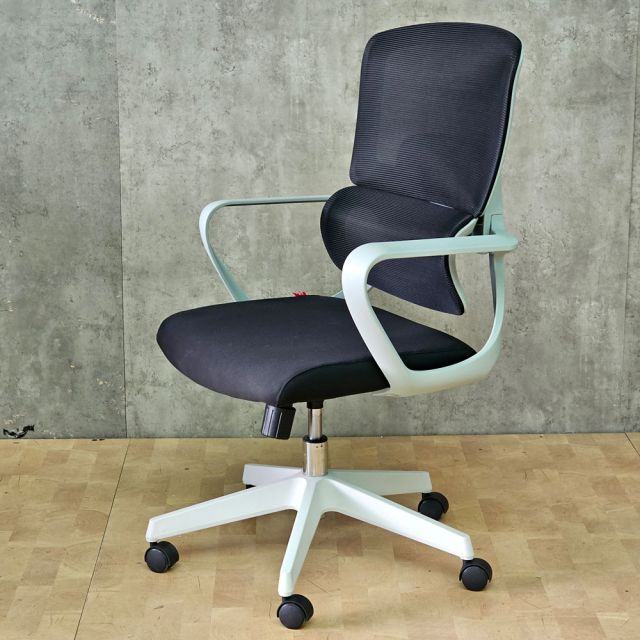Ghế xoay lưng lưới nệm bọc vải AIRFLEX T-02