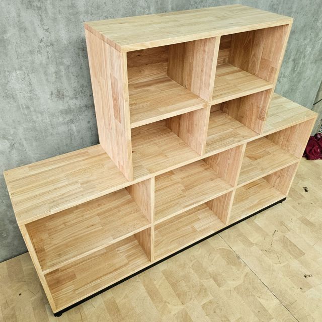 Kệ trang trí 150x30x120cm gỗ cao su KTB68259