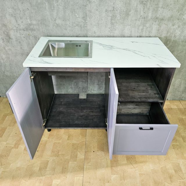 Tủ bếp dưới 1m2 gỗ cao su cửa chạy viền TBD68009