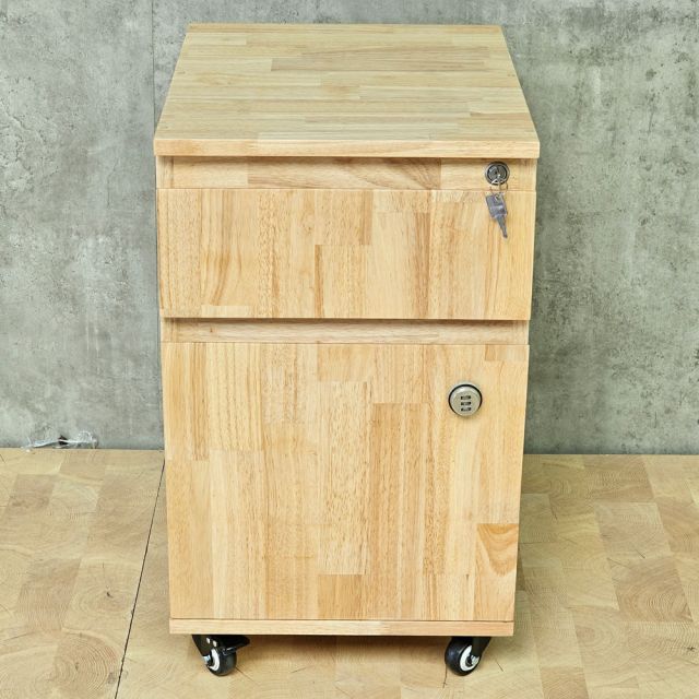 Tủ cá nhân khóa số 40x50x60cm gỗ cao su TCN68080