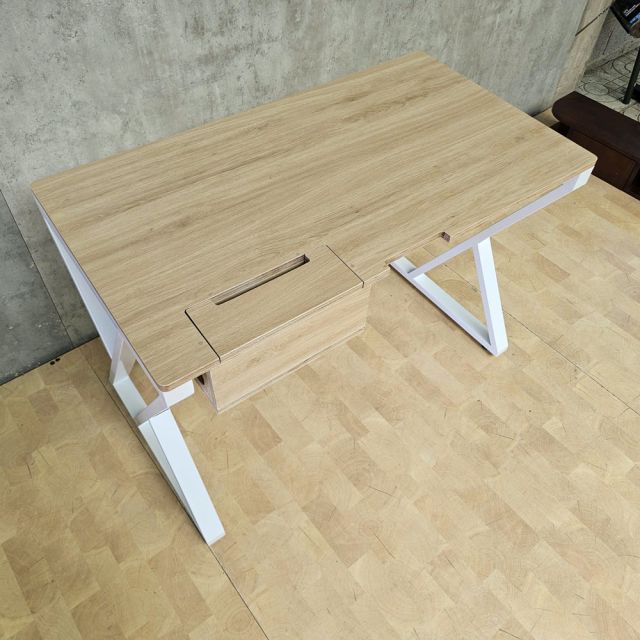 Bàn có hộp điện 110x60cm gỗ plywood hệ XConcept HBXC071
