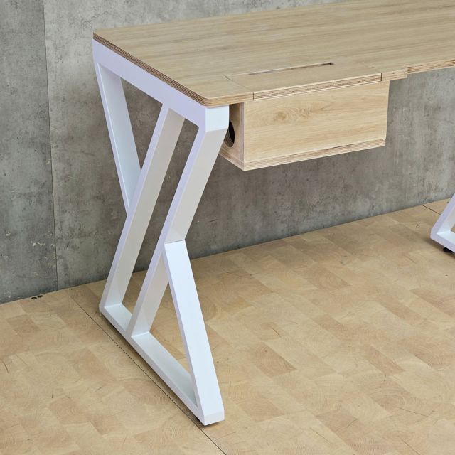 Bàn có hộp điện 110x60cm gỗ plywood hệ XConcept HBXC071
