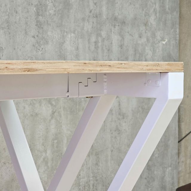 Bàn có hộp điện 110x60cm gỗ plywood hệ XConcept HBXC071