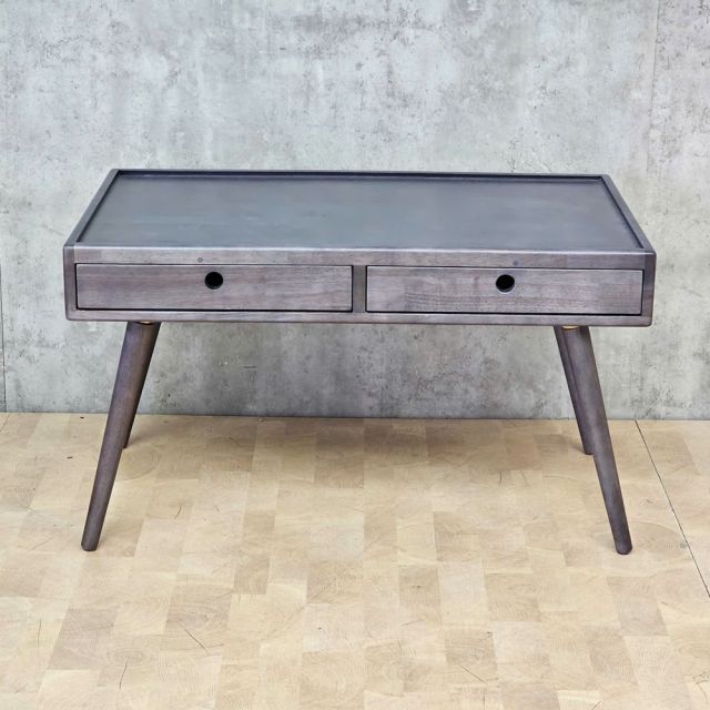 Bàn trẻ em 90x55x52cm gỗ cao su KGD059
