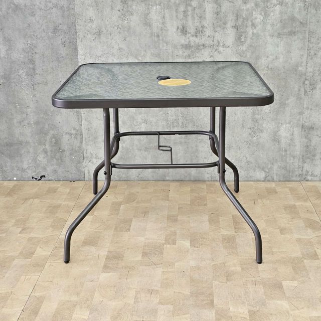 Bàn ngoài trời 86x86x70cm mặt kính chân sắt sơn tĩnh điện BNT027