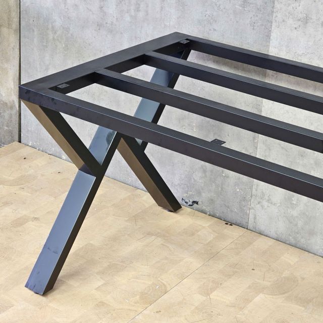 Chân sắt cho bàn ăn 200x80cm sơn tĩnh điện CHB68125