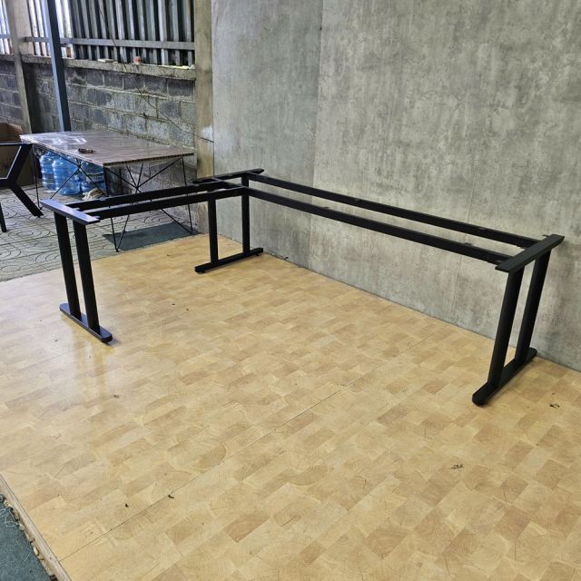 Chân sắt lắp ráp cho bàn 230x170cm hệ TIO HCTO021