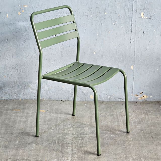 Combo bàn TINY 80x60cm và 2 ghế sắt BBA242
