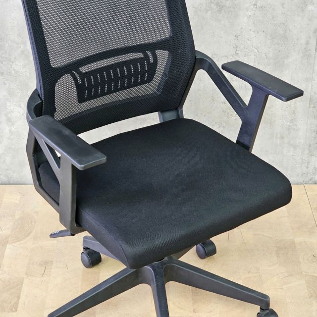 Ghế văn phòng lưng lưới có tựa đầu MF716A