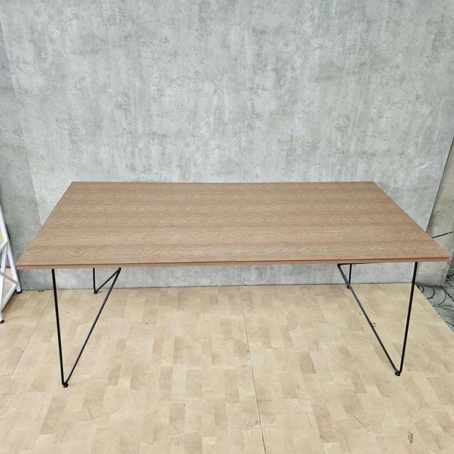 Bàn ăn ngoài trời 180x72cm gỗ nhựa BNT007