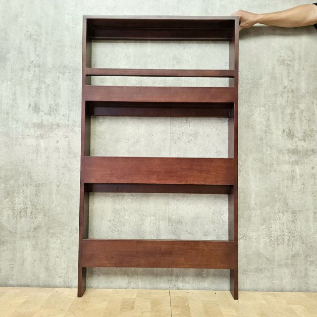 Kệ treo tường để giày dép 70x15x125cm gỗ cao su KG68131