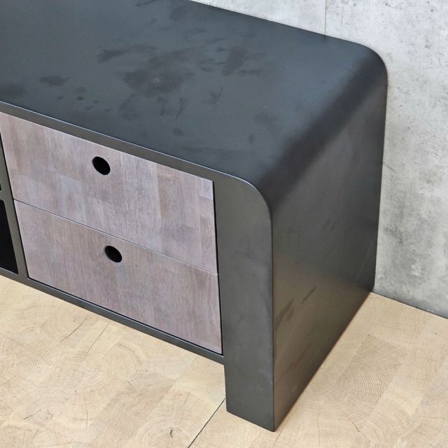 Kệ tivi WOONI 160x35x45cm gỗ cao su KTV68142