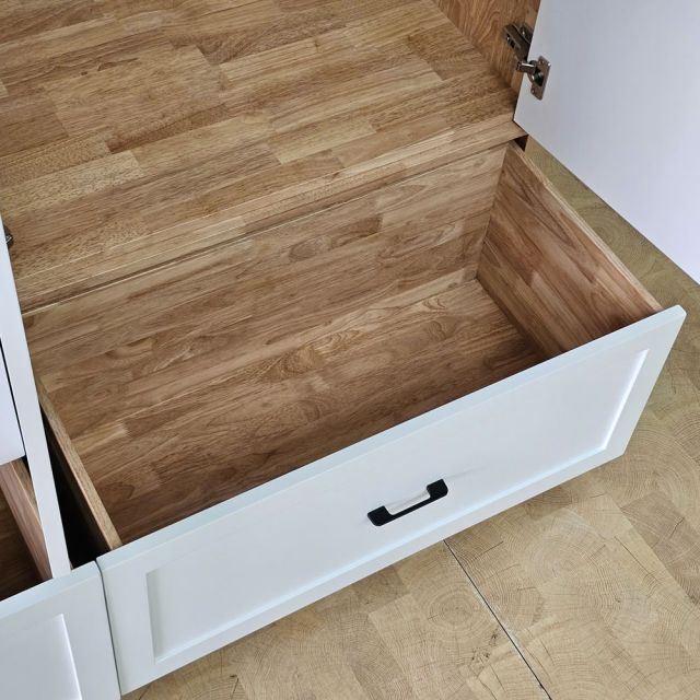 Tủ quần áo 160x55x240cm gỗ cao su TQA68106