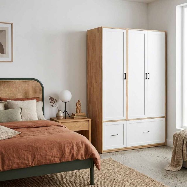 Tủ quần áo 130x55x200cm gỗ cao su TQA68105