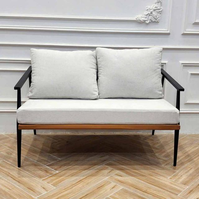 Ghế sofa băng MILANO lưng bọc nệm chân sắt sơn tĩnh điện GSK071
