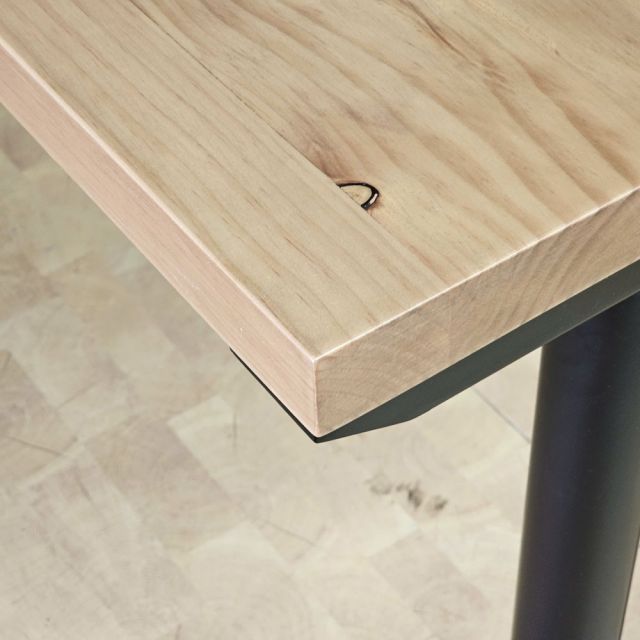 Bàn góc L 230x170cm gỗ thông hệ TIO HBTO056