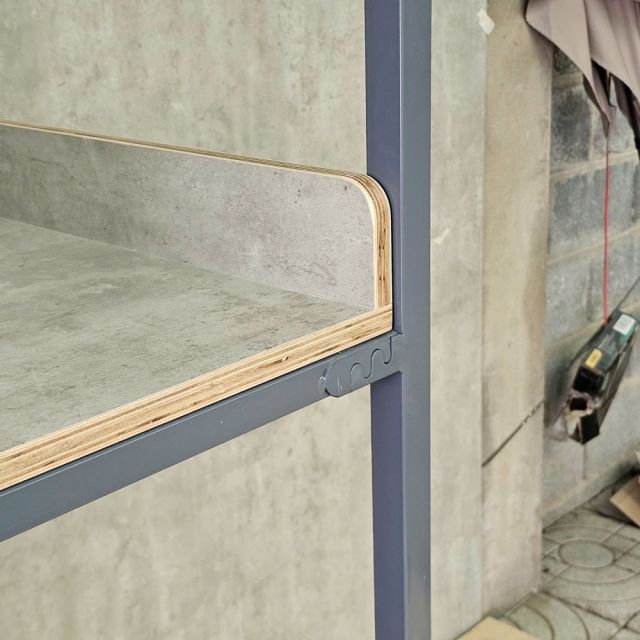 Kệ máy giặt máy sấy 72x69x214cm gỗ plywood chân sắt KMG68037