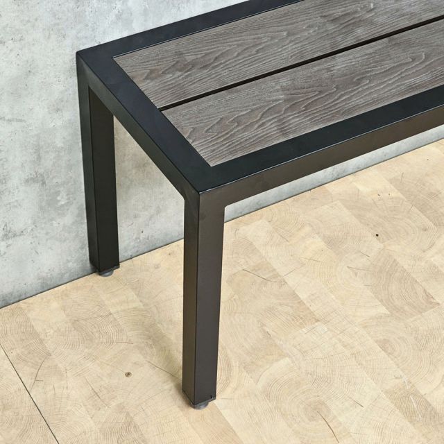 Ghế băng dài 120x37x45cm gỗ nhựa chân sắt GBD085