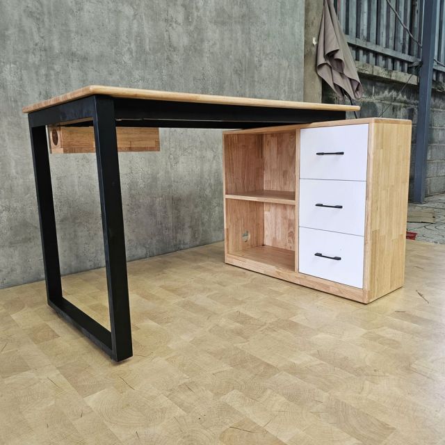 Bàn làm việc gác tủ 120x60cm gỗ cao su hệ Rectang HBRT148