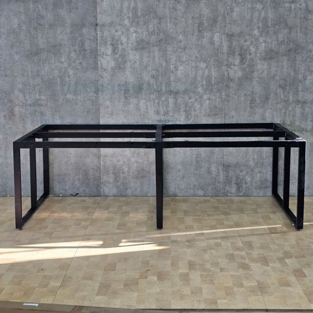 Chân bàn sắt dành cho bàn 240x120cm sơn tĩnh điện HCRT050