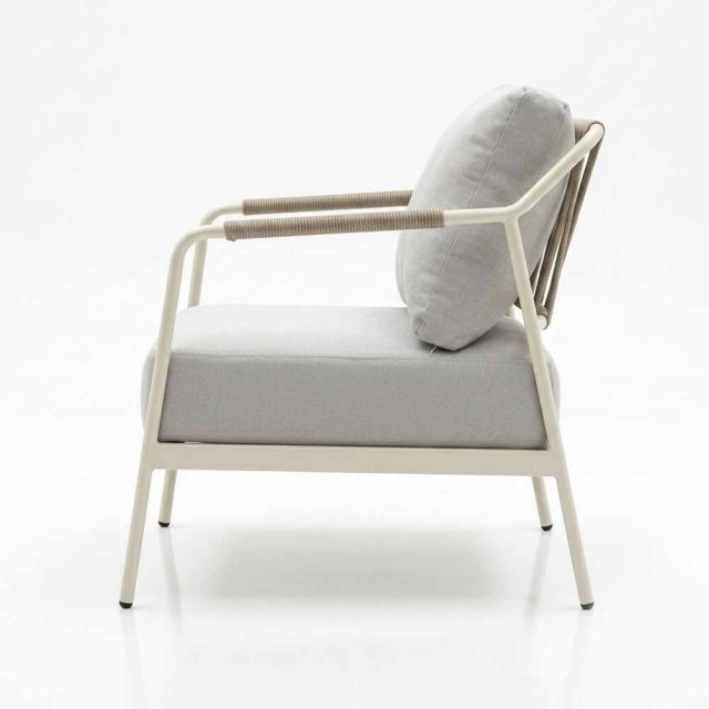 Ghế sofa lưng lưới đan dây chân sắt sơn tĩnh điện GSK067