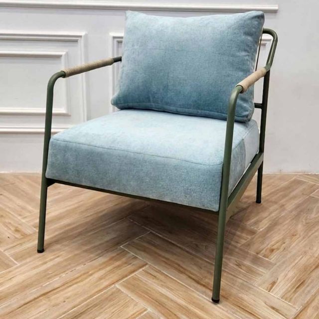 Ghế sofa lưng lưới đan dây chân sắt sơn tĩnh điện GSK067