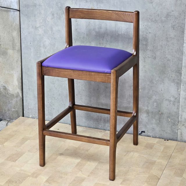 Ghế bar PUMNI mặt nệm Simili gỗ tần bì GBSK037